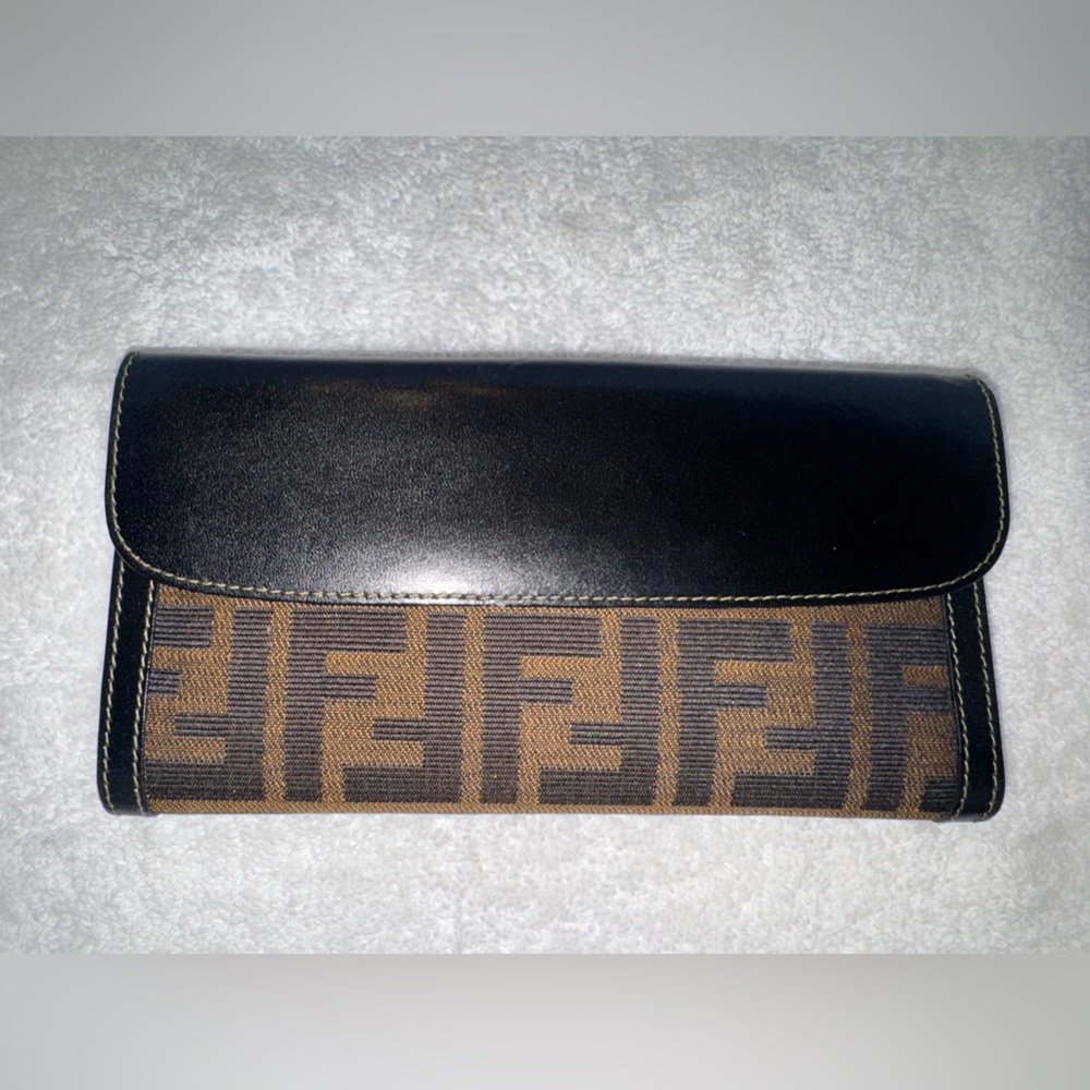 Fendi Zucca Print bifold long wallet, black leather. Unisex.